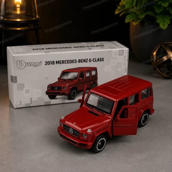 Official Bburago 2018 Mercedes Benz G-Class - 1 : 64 Diecast Scale Model image 1